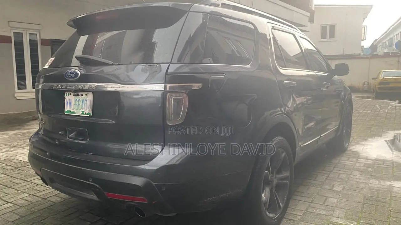 Ford Explorer 2013 Black