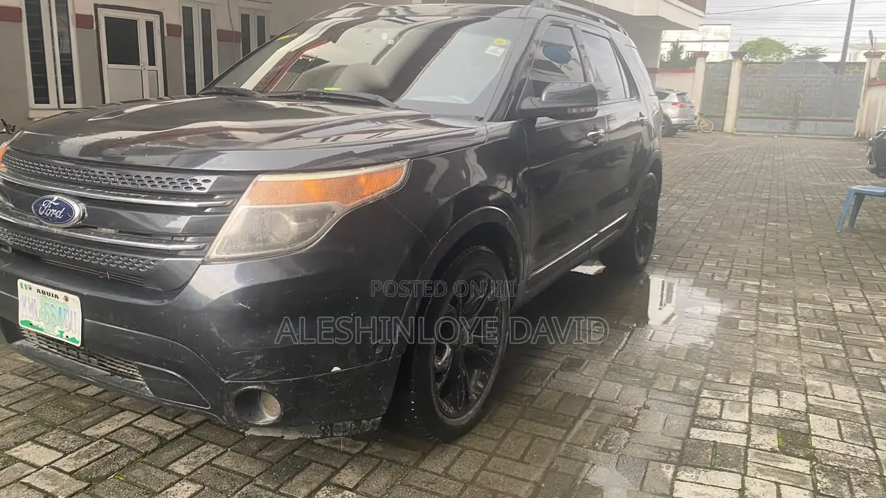 Ford Explorer 2013 Black