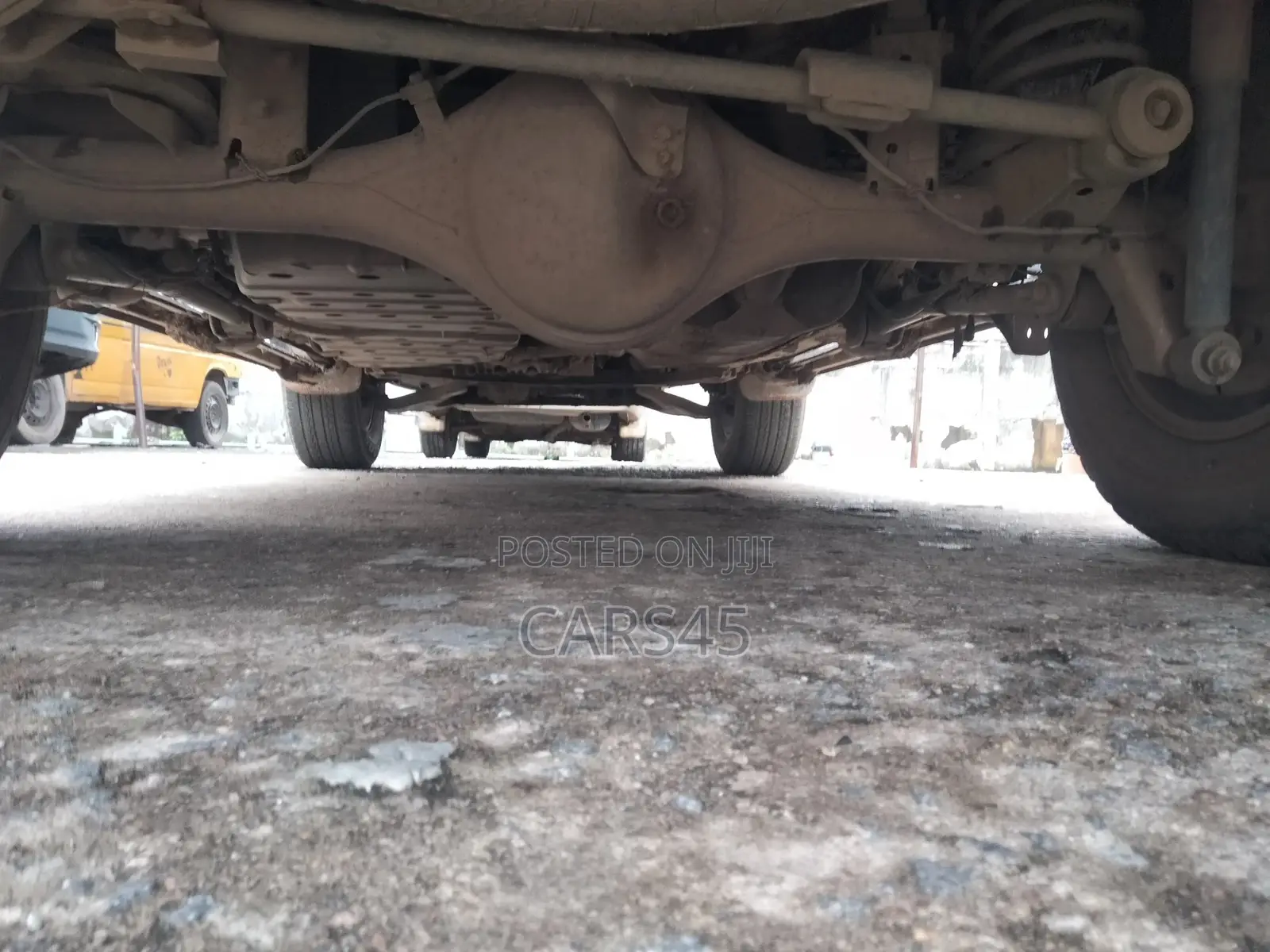 Nissan Pathfinder Automatic 2001 Gray