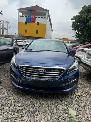 Hyundai Sonata SE 4dr Sedan (2.4L 4cyl 6A) 2015 Blue
