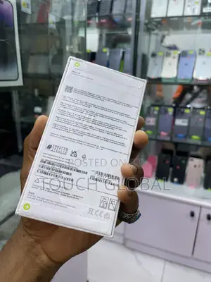 New Apple iPhone 16 128 GB Gray