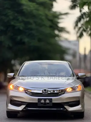 Honda Accord EX 4dr Sedan FWD (2.4L 4cyl 2A) 2017 Gold