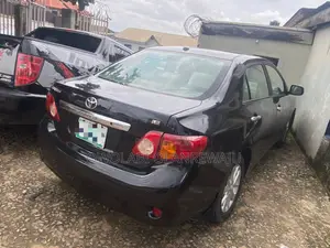 Toyota Corolla 2009 Black
