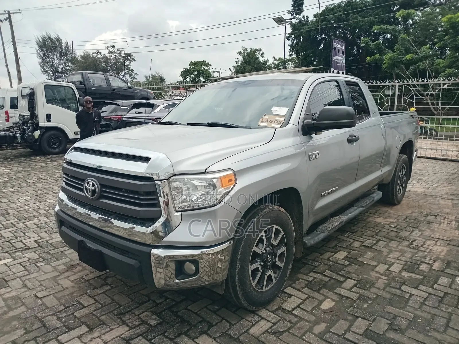 Toyota Tundra 2014 Silver