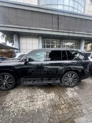 Lexus LX 2022 Black