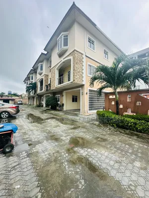 4bdrm House in Victoria Island Extension for sale
