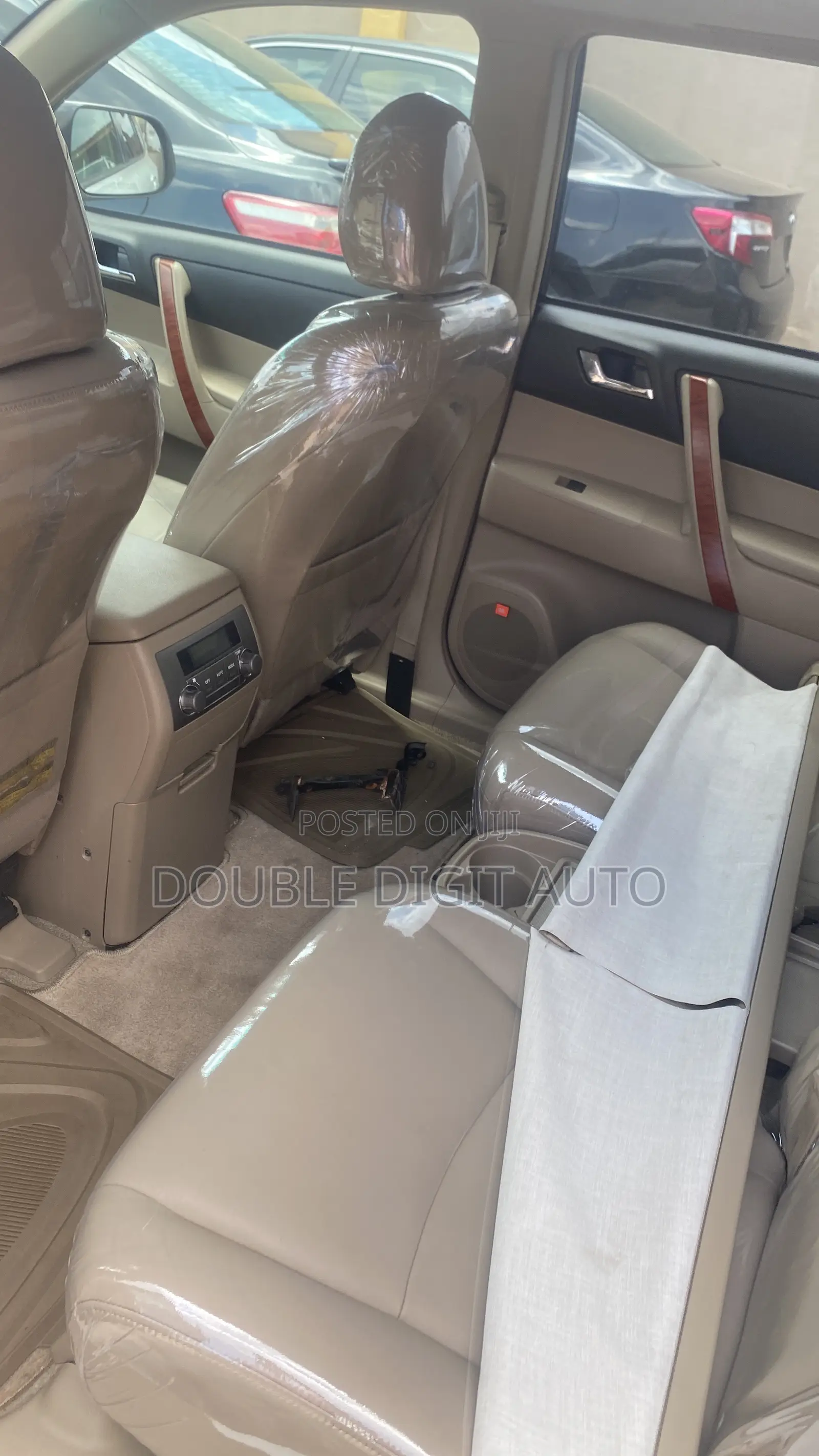 Toyota Highlander Limited 2010 White