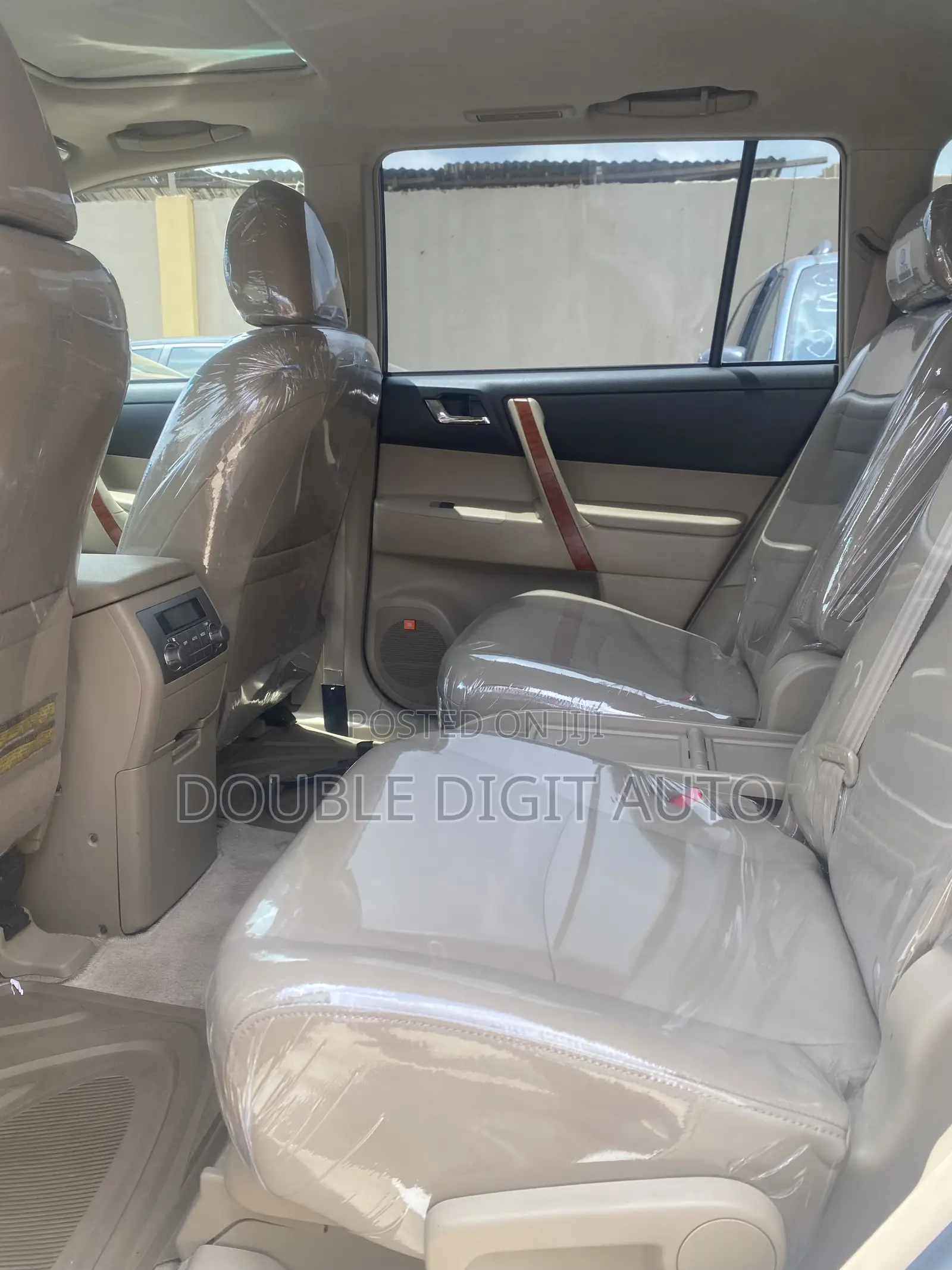 Toyota Highlander Limited 2010 White