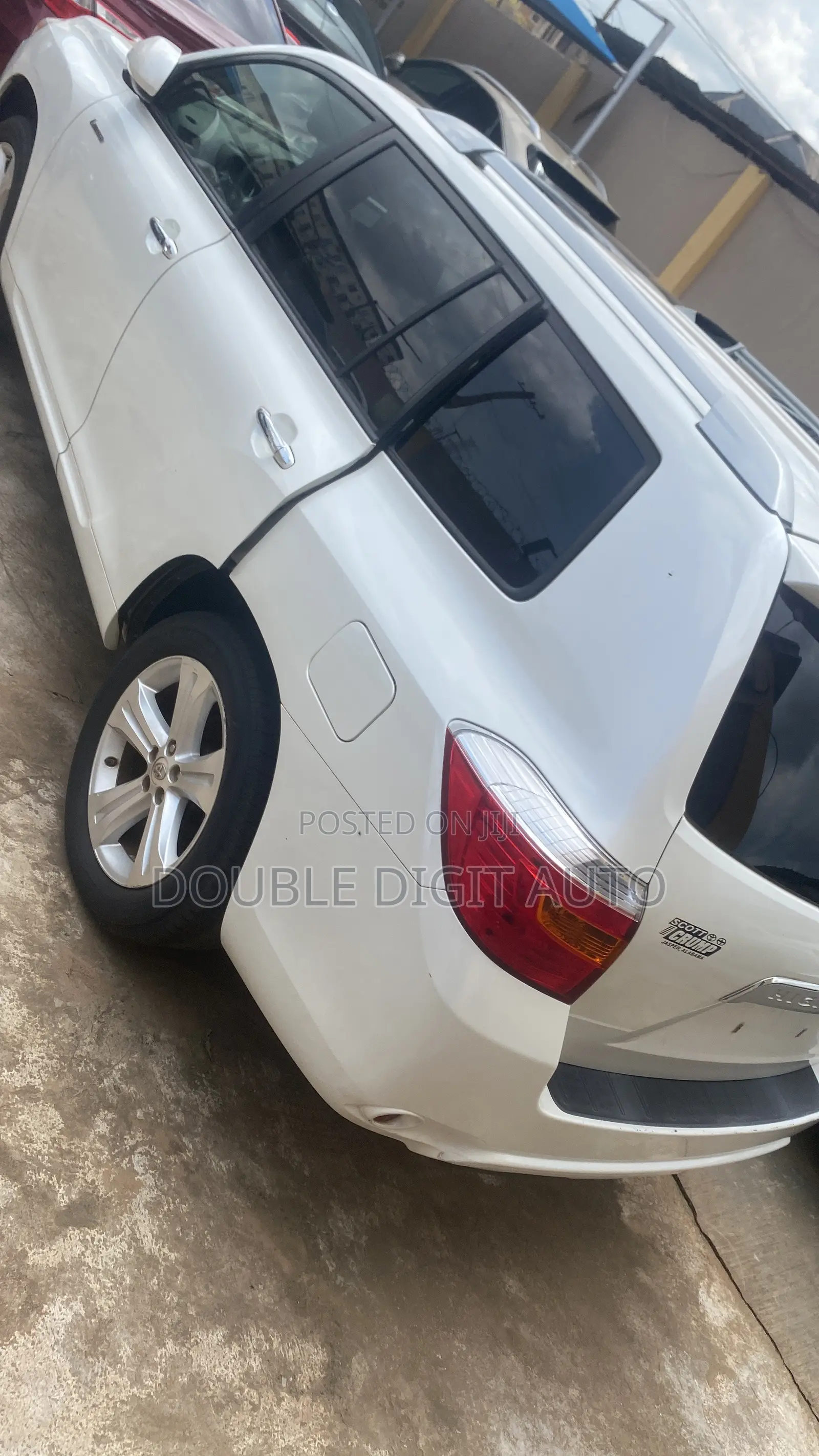 Toyota Highlander Limited 2010 White