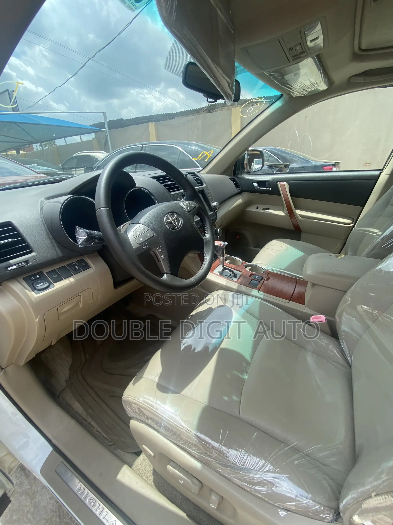 Toyota Highlander Limited 2010 White