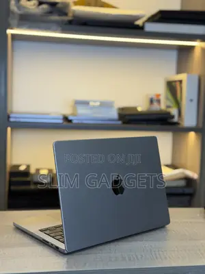 Laptop Apple MacBook Pro 2023 M2 Max 64GB Apple M2 SSD 2T