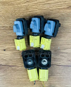 Tokunbo Original Toyota Camry / Rav4 Airbag Side Impact Sensor