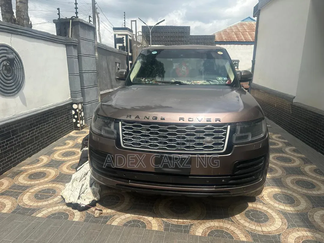 Land Rover Range Rover 2017 Gold