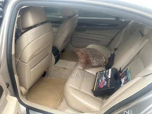 Land Rover Range Rover 2017 Gold