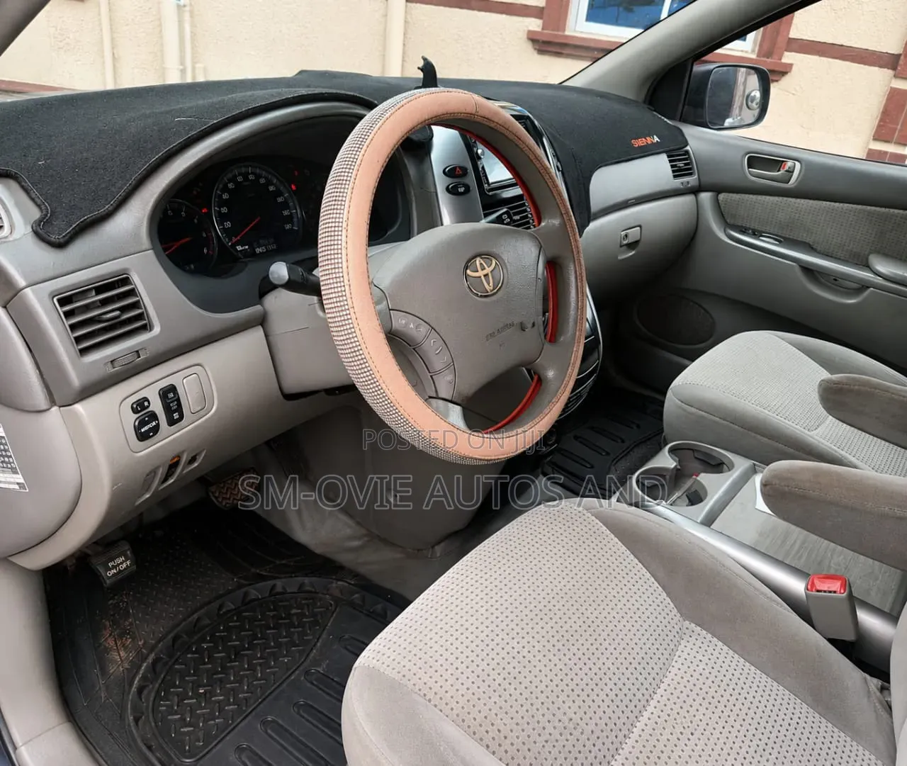 Toyota Sienna LE 2008 Gray