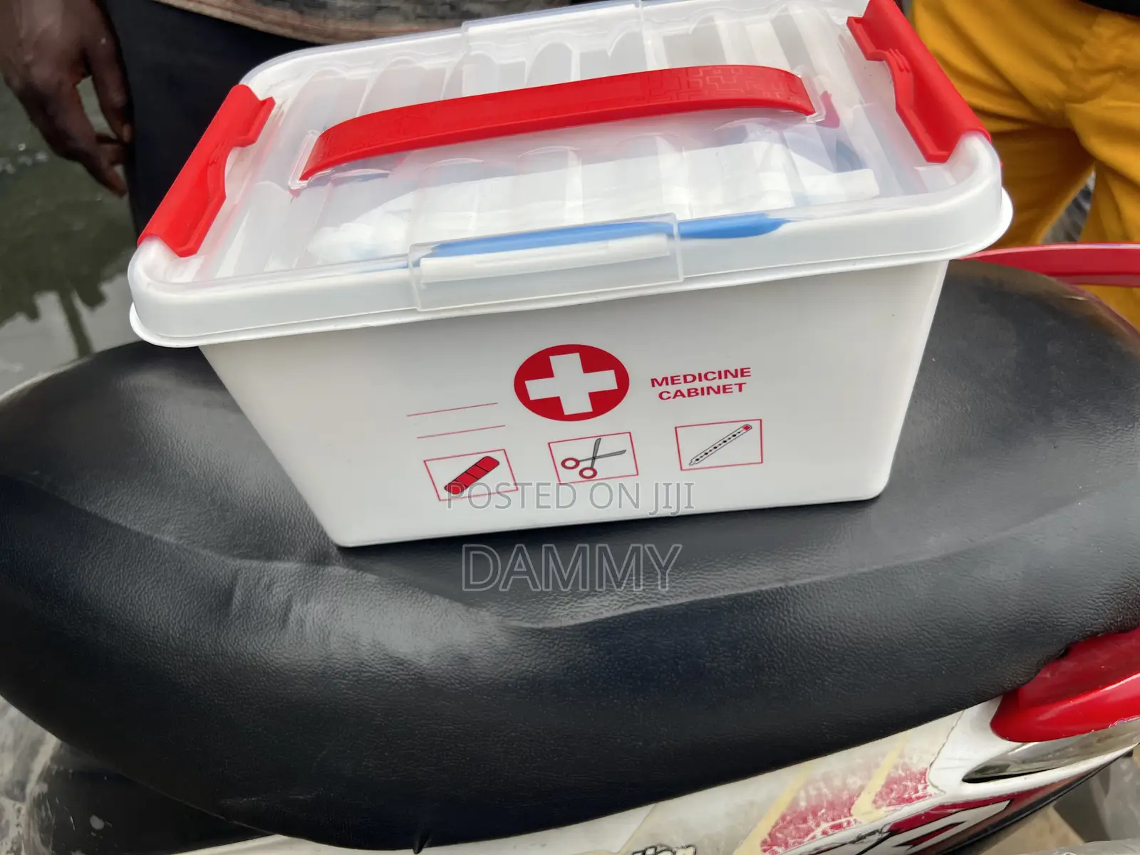 Generic White Plastic First Aid Cabinet