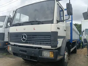 Mercedes-Benz 1324 Pick Up 8bolts