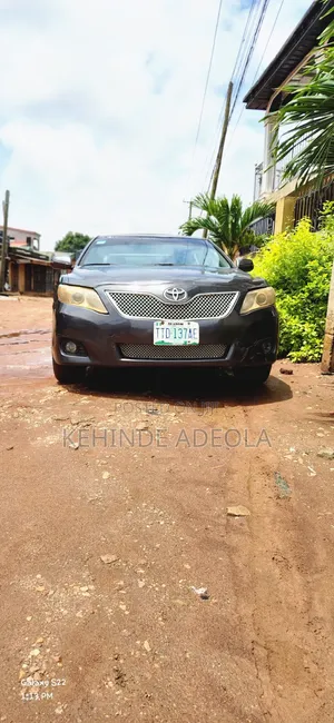 Toyota Camry 2011 Gray