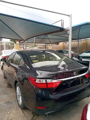 Lexus ES 2013 Black