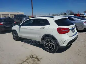 Mercedes-Benz GLA 250 2017 White