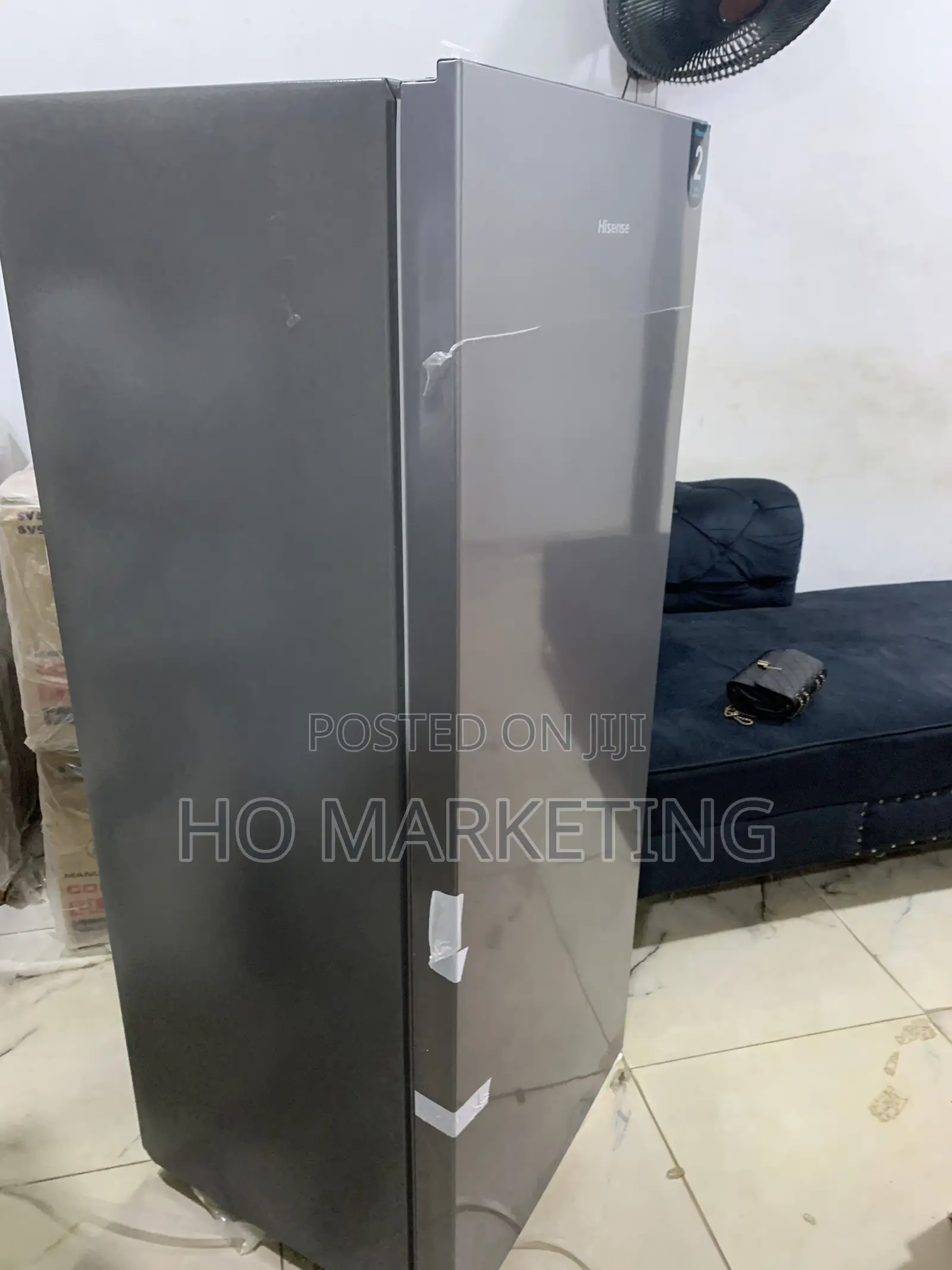 Hisense 189l Upright Freezer With Spacious Shelves