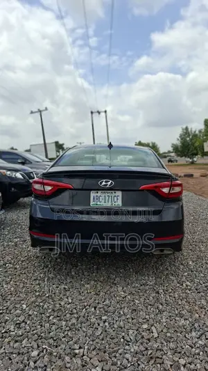 Hyundai Sonata 2016 Blue