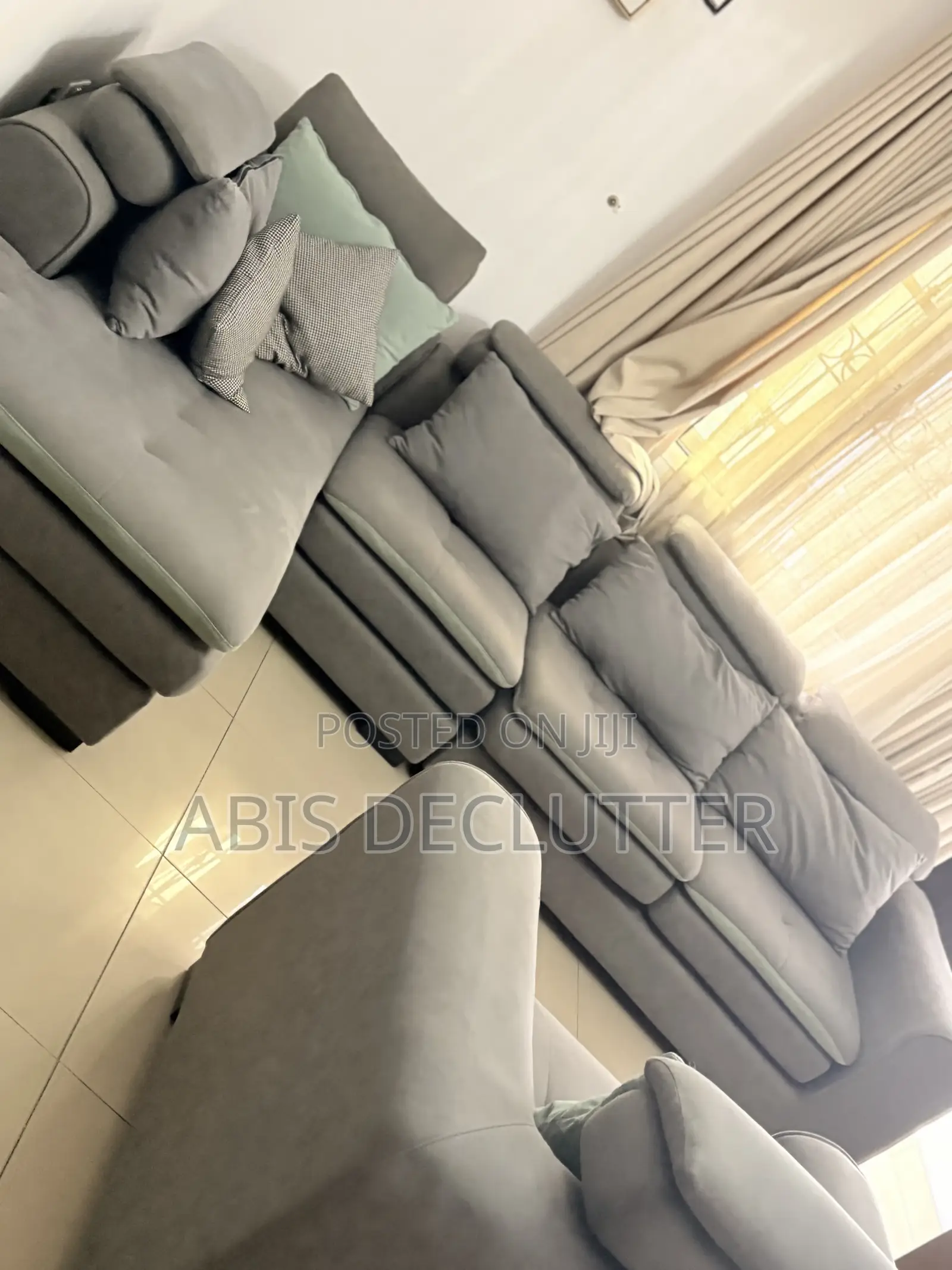 Modern Luxury L-Shaped Sofa Set – Complete Set (Very Clean)