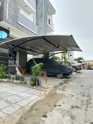 Foreign R2a Carport