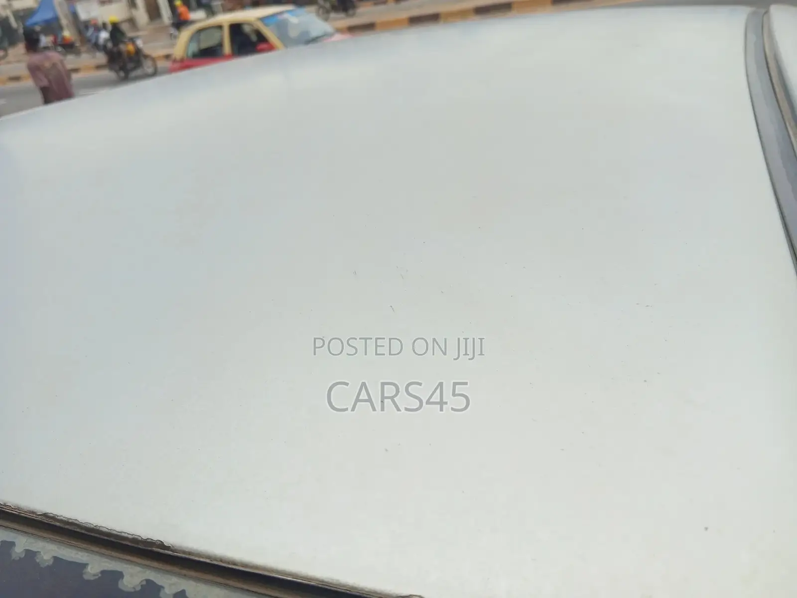 Toyota Corolla 2012 Silver