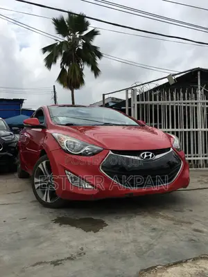 Hyundai Elantra SE Coupe FWD (1.8L 4cyl 6A) 2013 Red