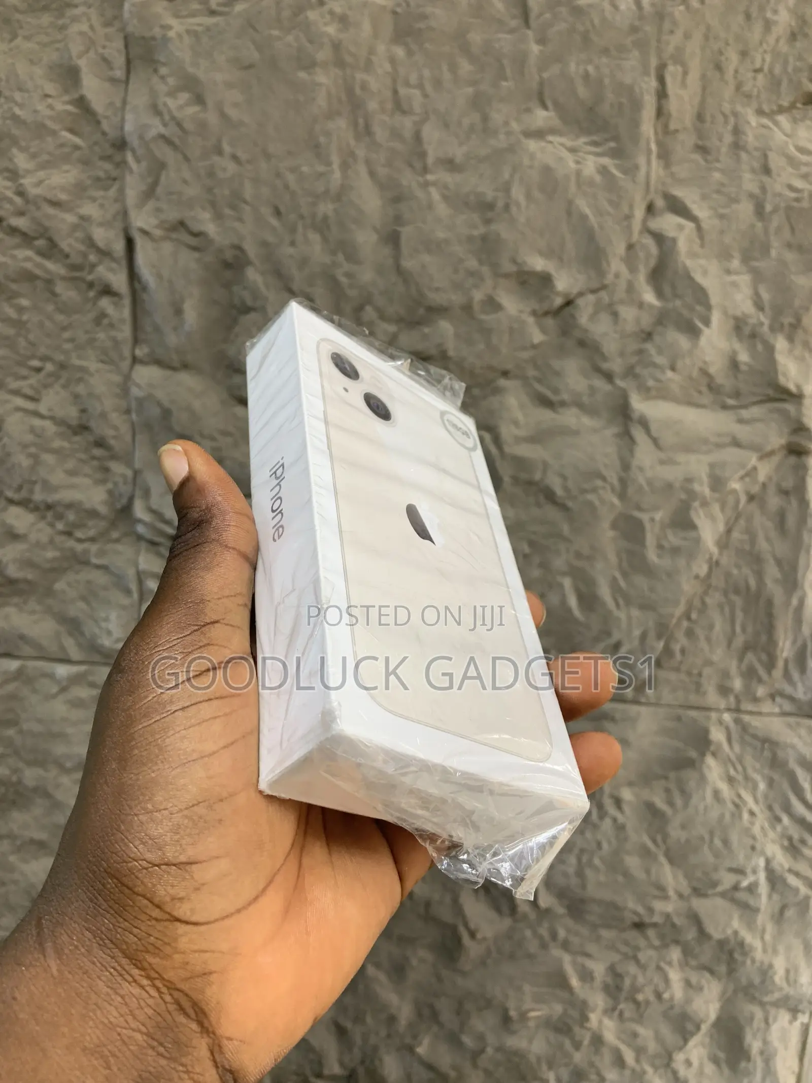 New Apple iPhone 13 128 GB White