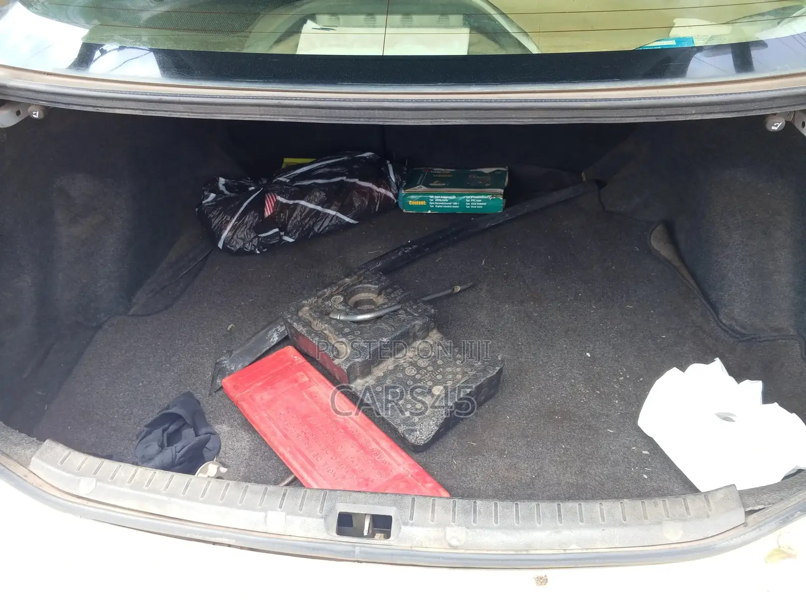 Toyota Corolla 2012 Silver