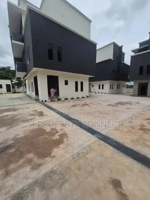 5bdrm Duplex in Gwarinpa, Dawaki for sale