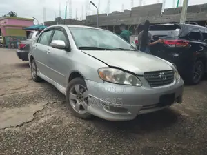 Toyota Corolla 2005 Silver