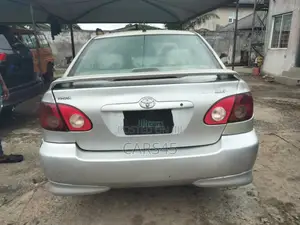 Toyota Corolla 2005 Silver