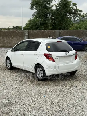 Toyota Yaris 2015 White