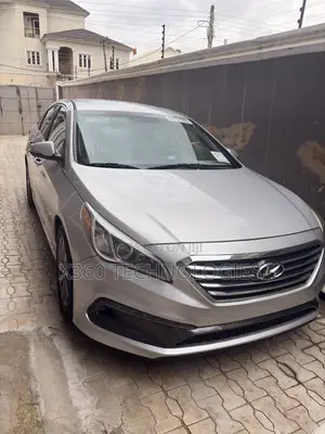 Hyundai Sonata Sport Sedan FWD (2.4L 4cyl 6A) 2016 Silver
