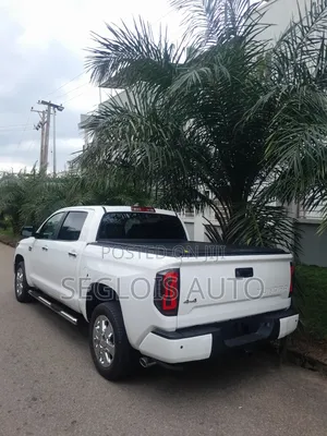 Toyota Tundra 2020 White