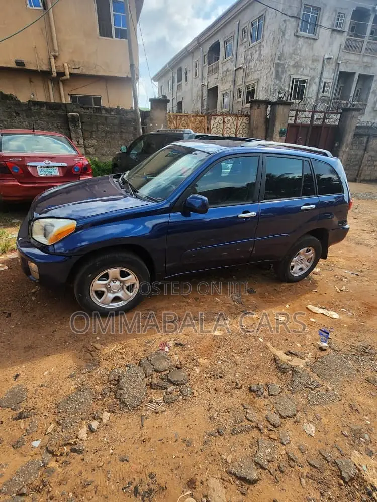 Toyota RAV4 Automatic 2004 Blue