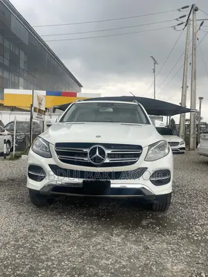 Mercedes-Benz GLE-Class 2016 White