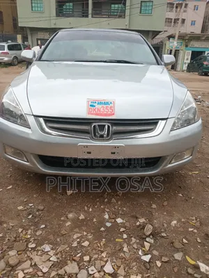 Honda Accord 2003 Silver