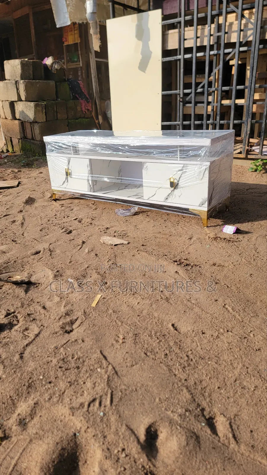 Payment on Delivery - Tail Flex 4ft Tv Stand