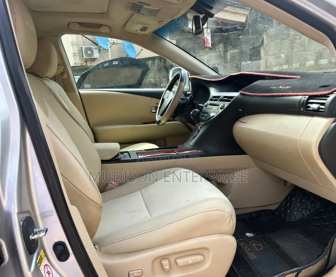 Lexus RX 2011 Silver