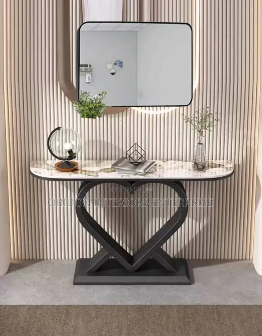 Quality Console Mirror and Table