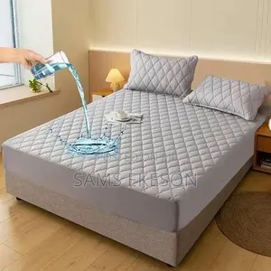 Oluchi Mattress Cover