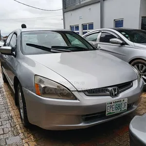 Honda Accord 2004 Silver