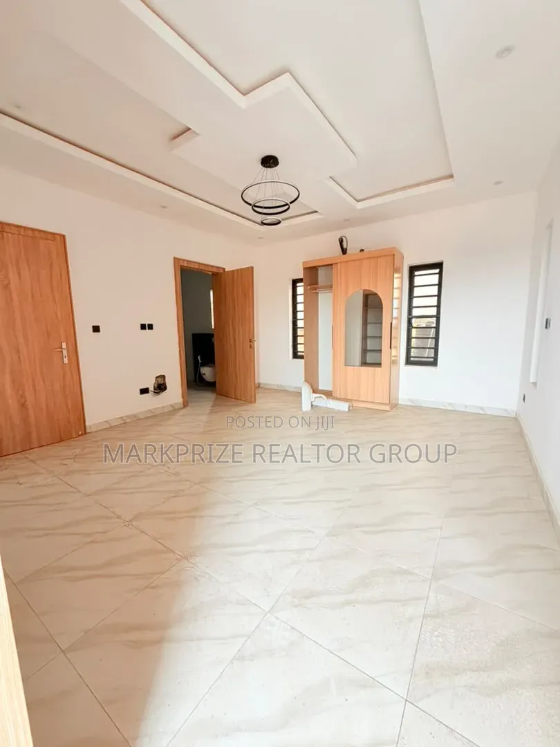 4bdrm Duplex in Magodo Gra Phase 1 for sale