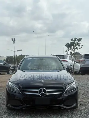 Mercedes-Benz C300 2017 Black