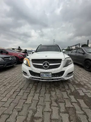 Mercedes-Benz GLK-Class 350 4MATIC 2013 White