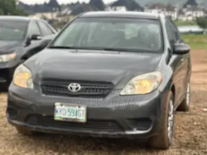 Toyota Matrix Standard AWD (1.8L 4cyl 4A) 2004 Black